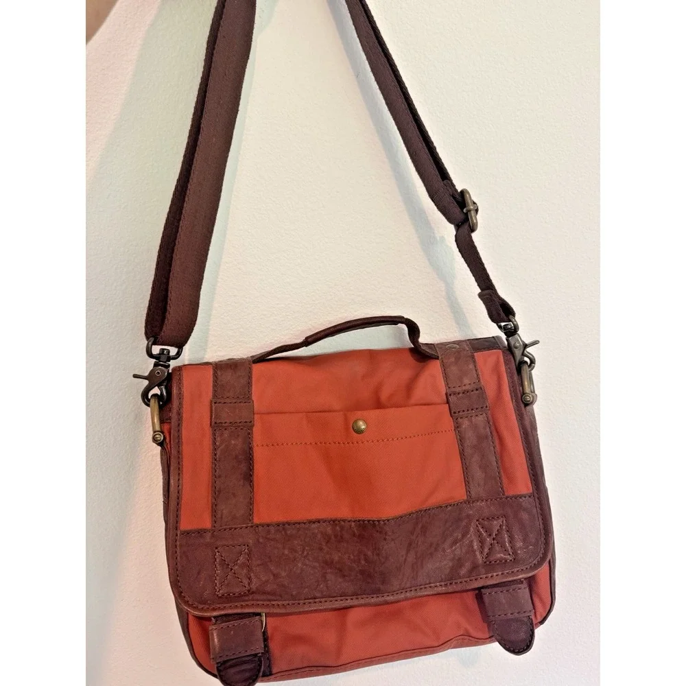 Fossil carry your